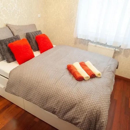 Apartament Blanki アパート